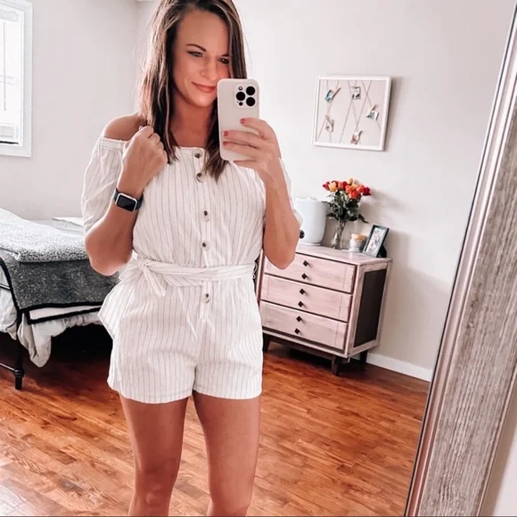 revolve l’academie white stoped off shoulder romper with tie waist - Picture 2 of 8